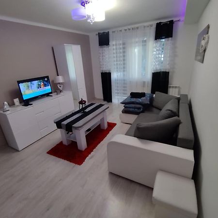 Apartament Premium แชมิตช์ ภายนอก รูปภาพ