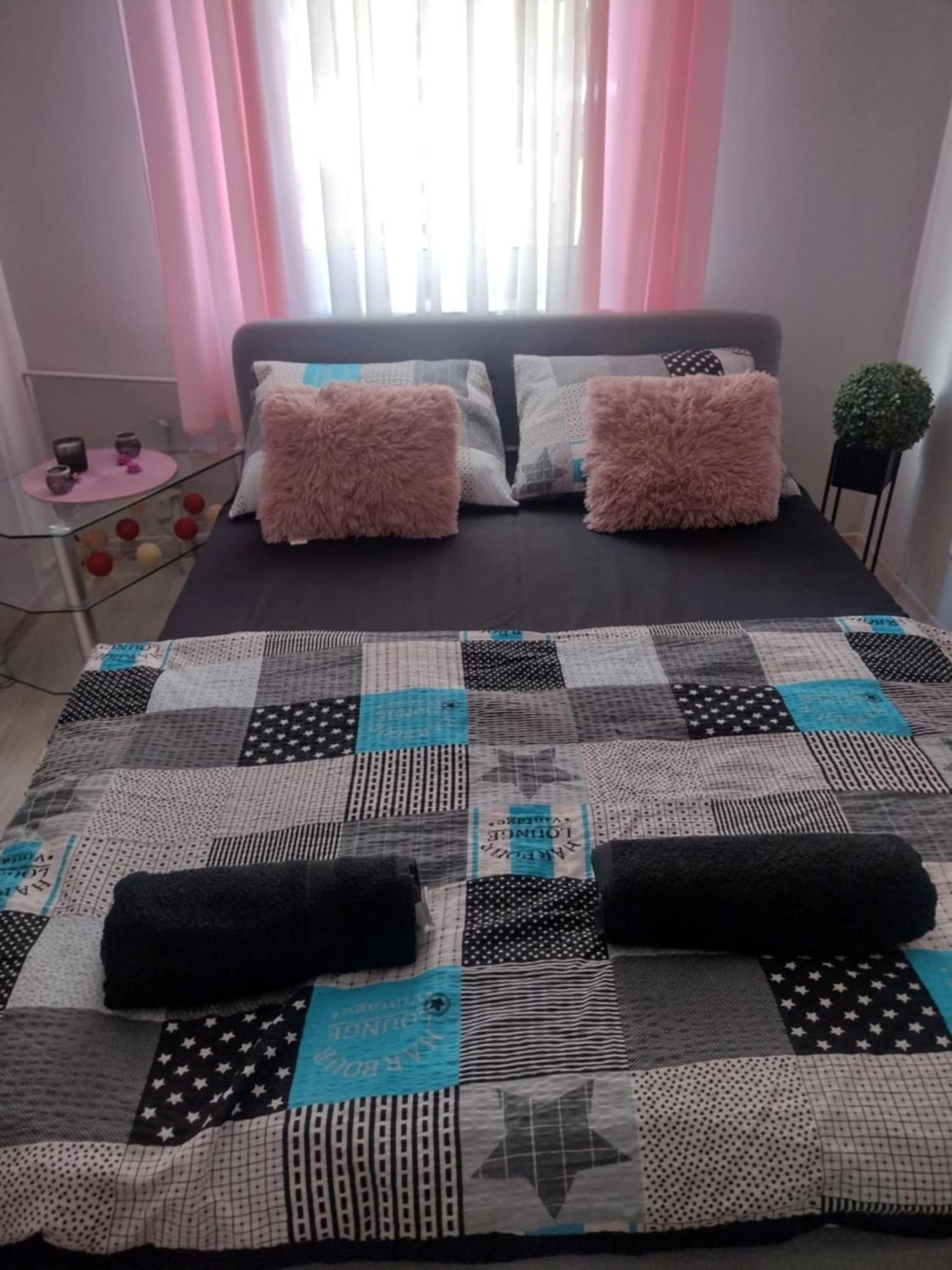 Apartament Premium แชมิตช์ ภายนอก รูปภาพ